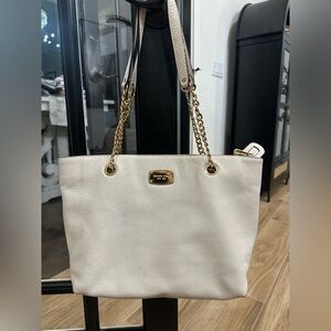 Michael Kors White / Cream Pebble Leather Jet Set Chain Tote
